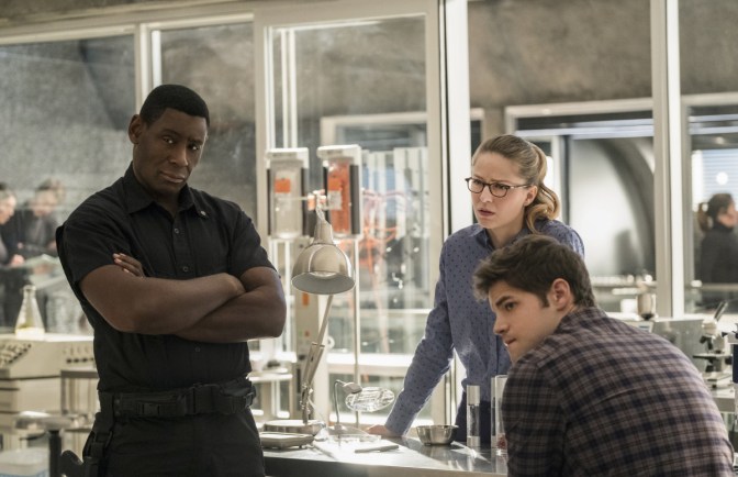 Supergirl -- "Luthors" -- Image SPG212b_0014 -- Pictured (L-R): David Harewood as Hank Henshaw, Melissa Benoist as Kara, and Jeremy Jordan as Winn Schott -- Photo: Cate Cameron/The CW -- ÃÂ© 2017 The CW Network, LLC. All Rights Reserved